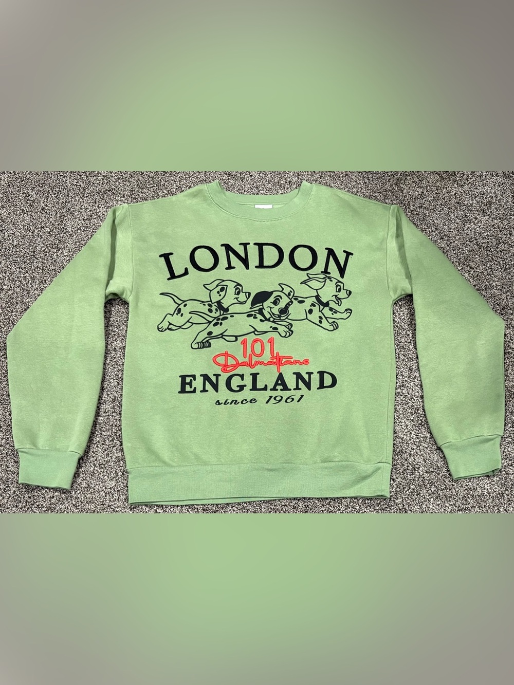 Disney 101 Dalmatians London England Sweatshirt Women XS Green Embroidered Dog